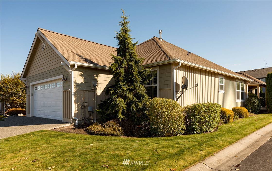 1696 SW Vanguard, Oak Harbor, WA 98277