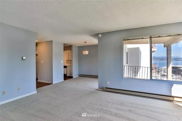 Seattle, WA 98118,9030 Seward Park AVE S #409