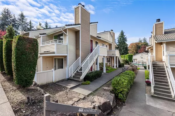 21309 52nd AVE W #D121, Mountlake Terrace, WA 98043