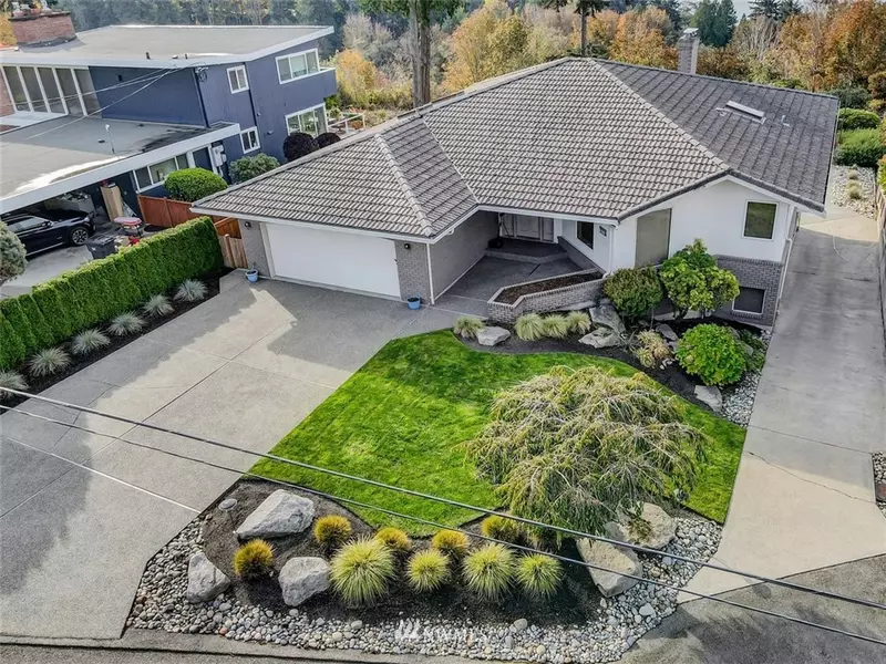 516 View Ridge DR, Everett, WA 98203