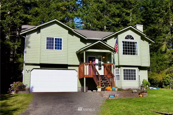 4311 Starflower PL NW, Bremerton, WA 98312