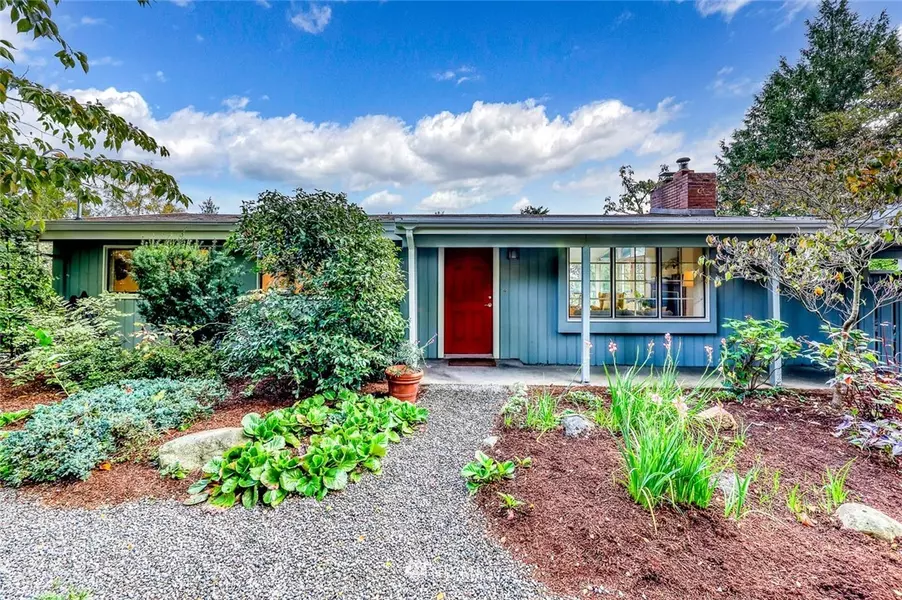 336 Ferncliff AVE NE, Bainbridge Island, WA 98110