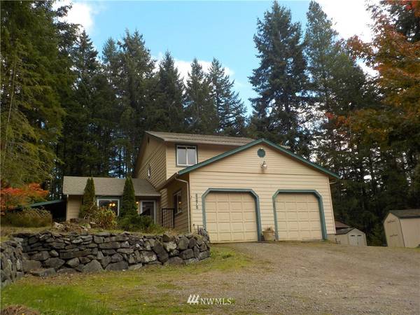 8275 NW Holly RD, Bremerton, WA 98312