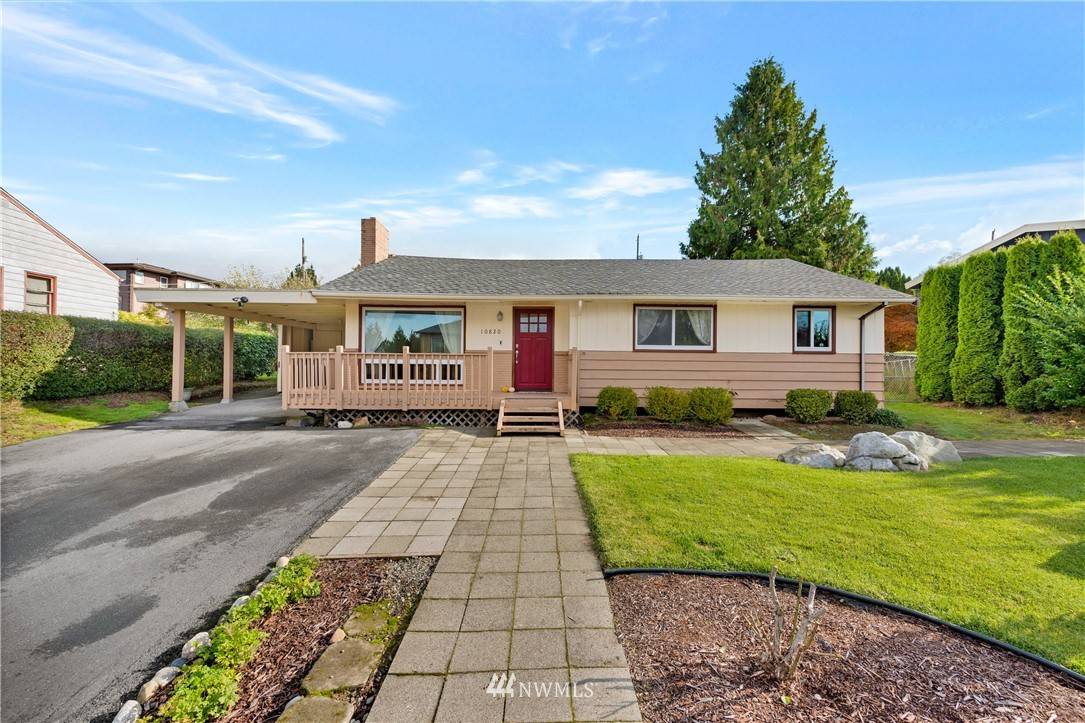 10820 Crestwood DR S, Seattle, WA 98178