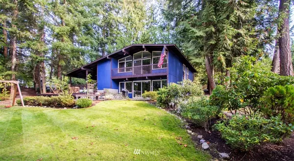 Bainbridge Island, WA 98110,1305 KINGS PL NW