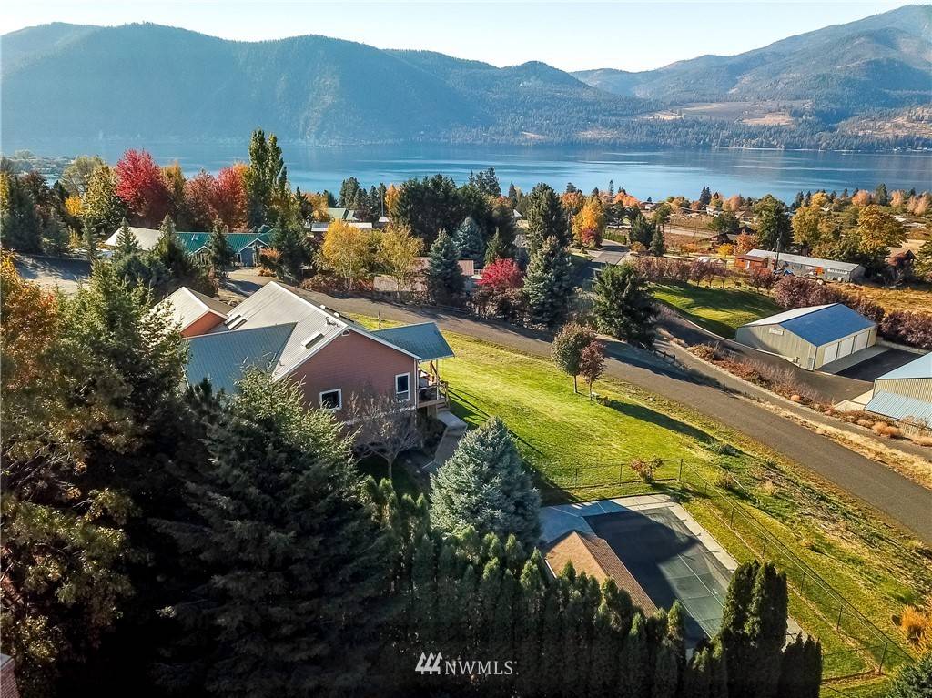 159 Goblers Knob LN, Manson, WA 98831