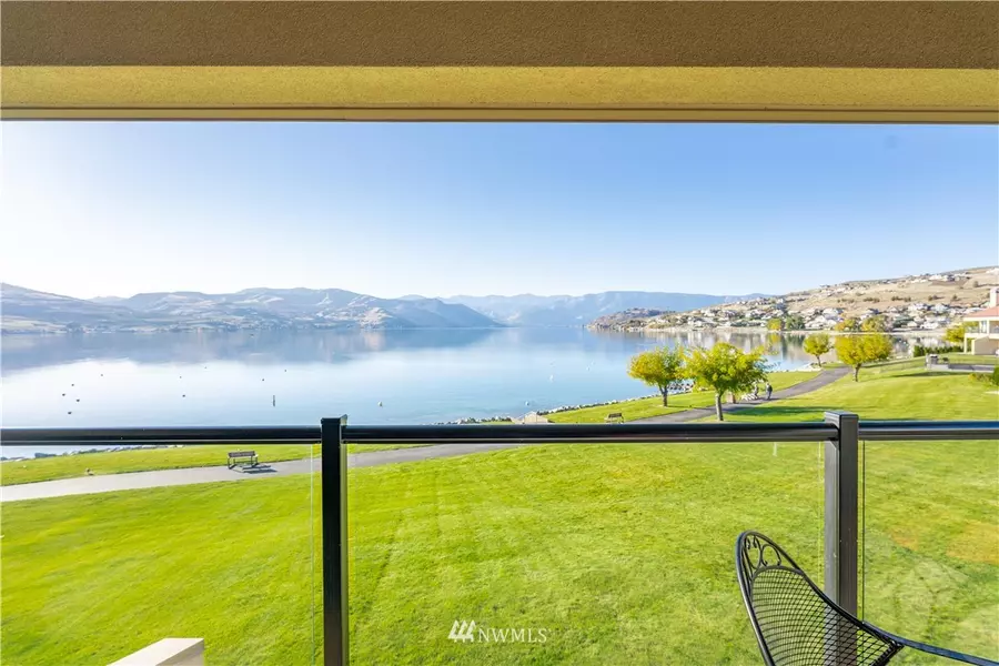 100 Lake Chelan Shores DR #6-5, Chelan, WA 98816