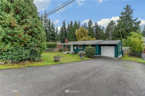 19720 69th PL W, Lynnwood, WA 98036