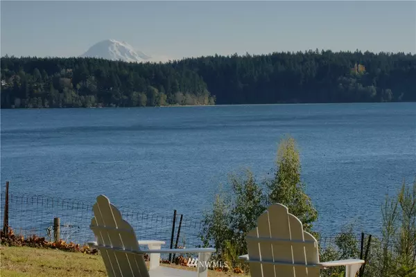 13805 Fagerholm LN SE, Olalla, WA 98359