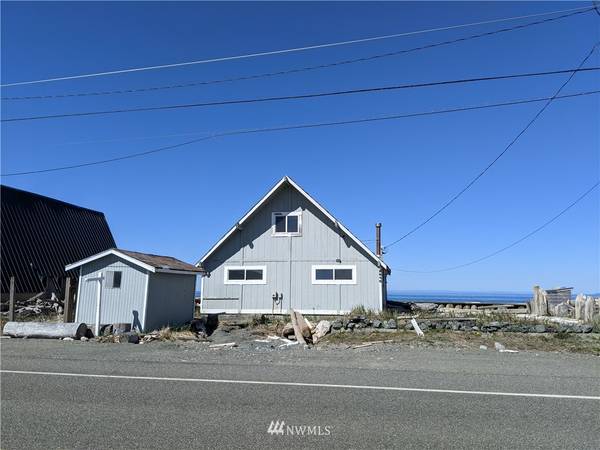 2545 West Beach RD, Oak Harbor, WA 98277