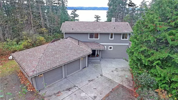 Camano Island, WA 98282,1596 S West Camano DR