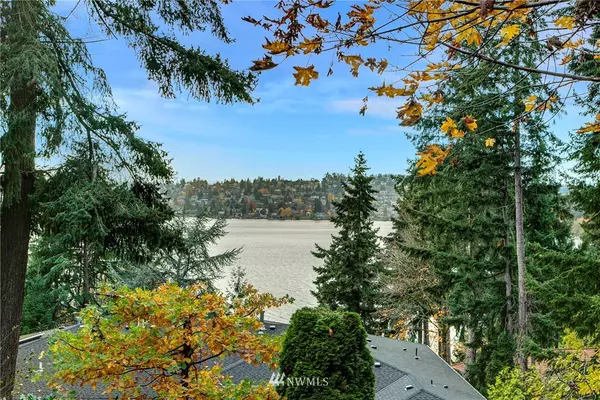 Mercer Island, WA 98040,6405 W Mercer WAY