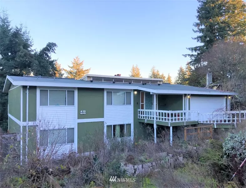 1030 Claremont CT, Fircrest, WA 98466