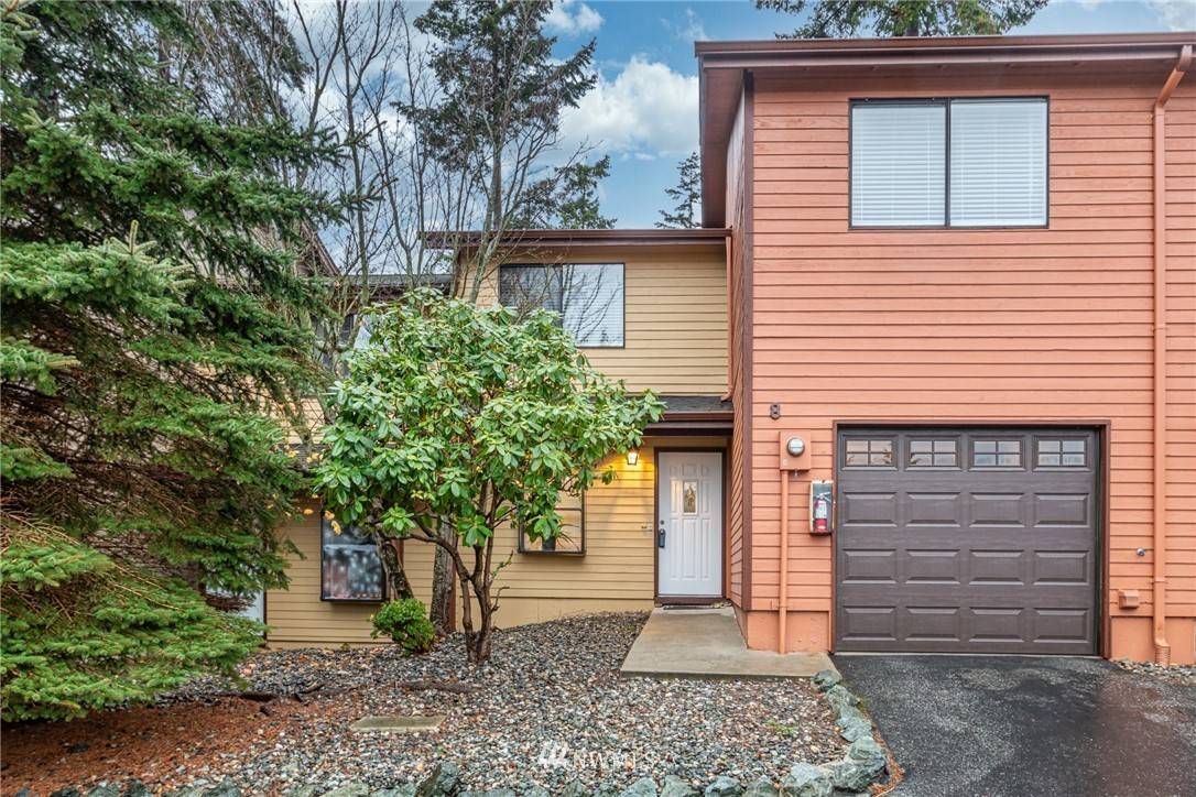 690 NW Atalanta WAY #B8, Oak Harbor, WA 98277