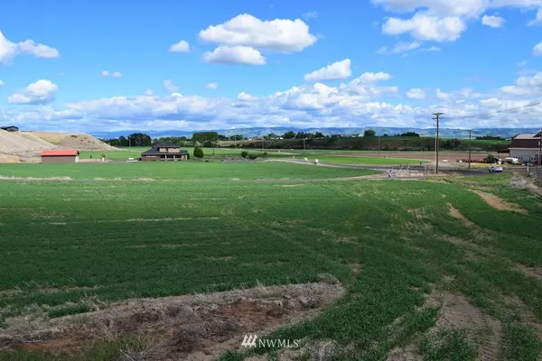 37 Longview CT, Walla Walla, WA 99362