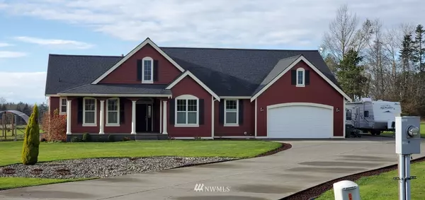 6754 Family Hill LN, Ferndale, WA 98248