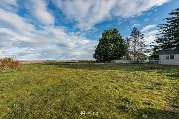 Sequim, WA 98382,191 Three Crabs RD