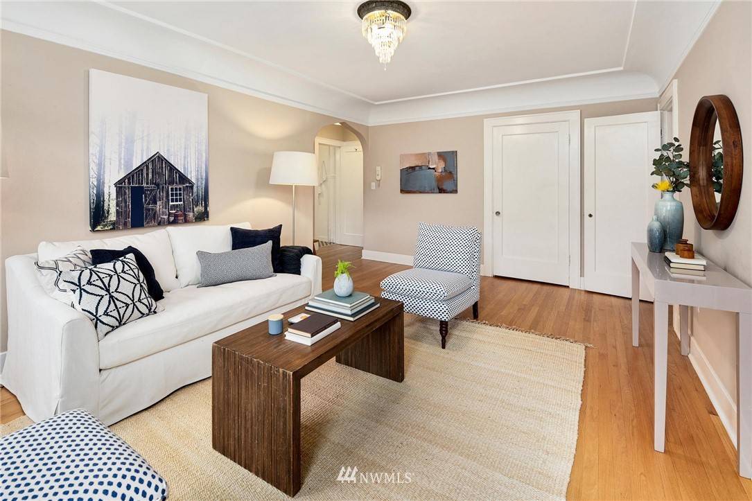 1605 E Olive ST #308, Seattle, WA 98122