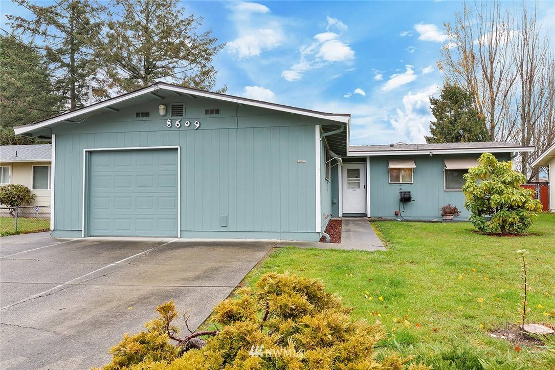 8609 S D ST, Tacoma, WA 98444