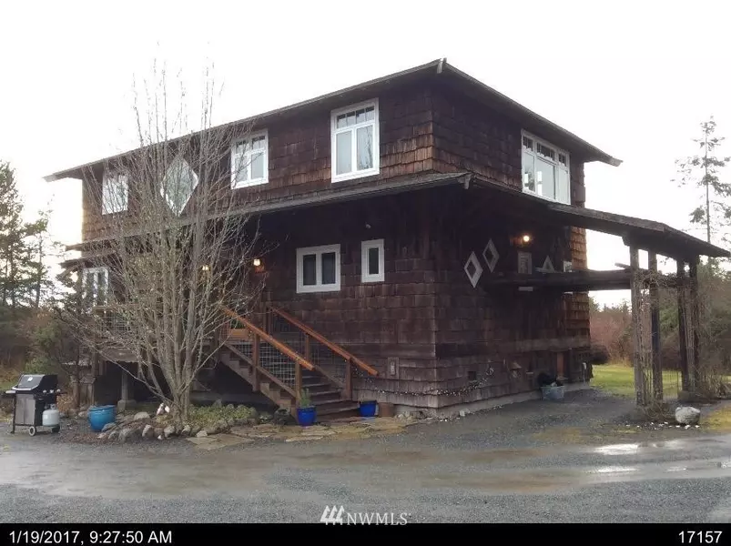 1141 Kanaka Bay RD, Friday Harbor, WA 98250