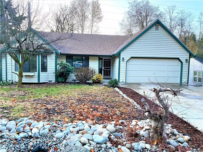 19215 135th AVE SE, Renton, WA 98058