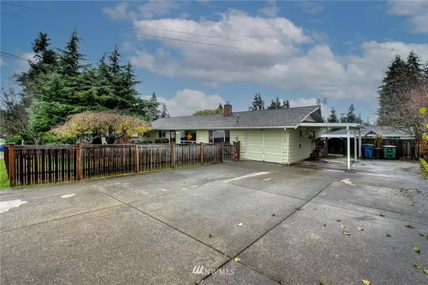 Edmonds, WA 98026,8427 226th ST SW