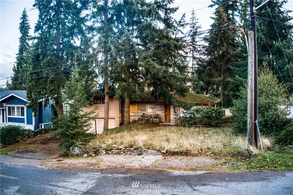 Edmonds, WA 98026,7528 215th ST SW