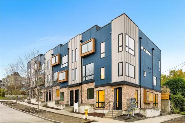 2300 W Newton ST, Seattle, WA 98199