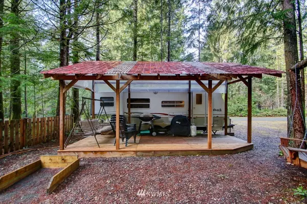 Deming, WA 98244,98 1 Goldrush RD