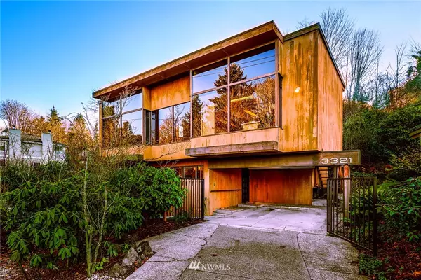 3321 W Commodore WAY, Seattle, WA 98199