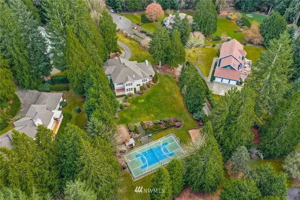 Woodinville, WA 98077,19614 NE 169th ST