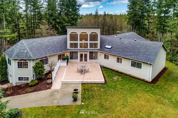 18680 NW Hintzville RD, Seabeck, WA 98380