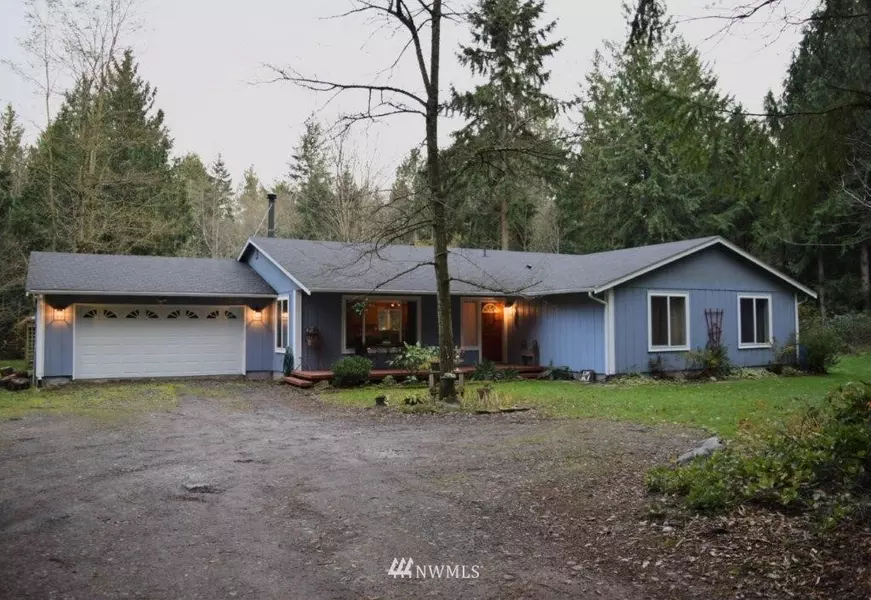 2391 NW Dove Glen LN, Poulsbo, WA 98370