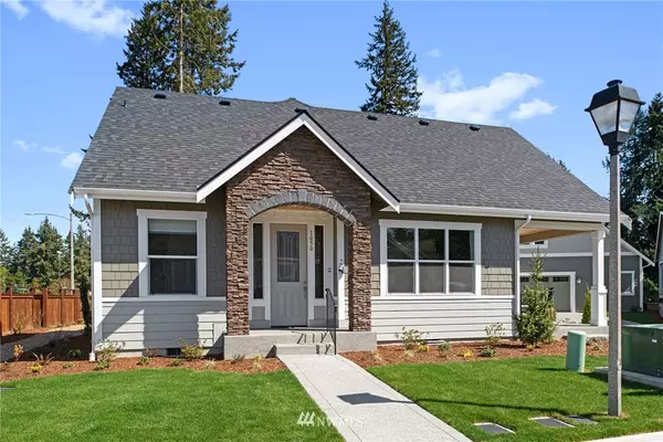 1052 11th Tee Drive #2, Fircrest, WA 98466