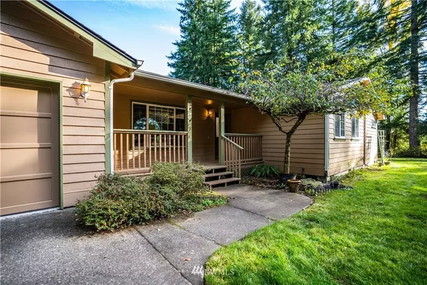 8928 Armstrong RD SW, Tumwater, WA 98512