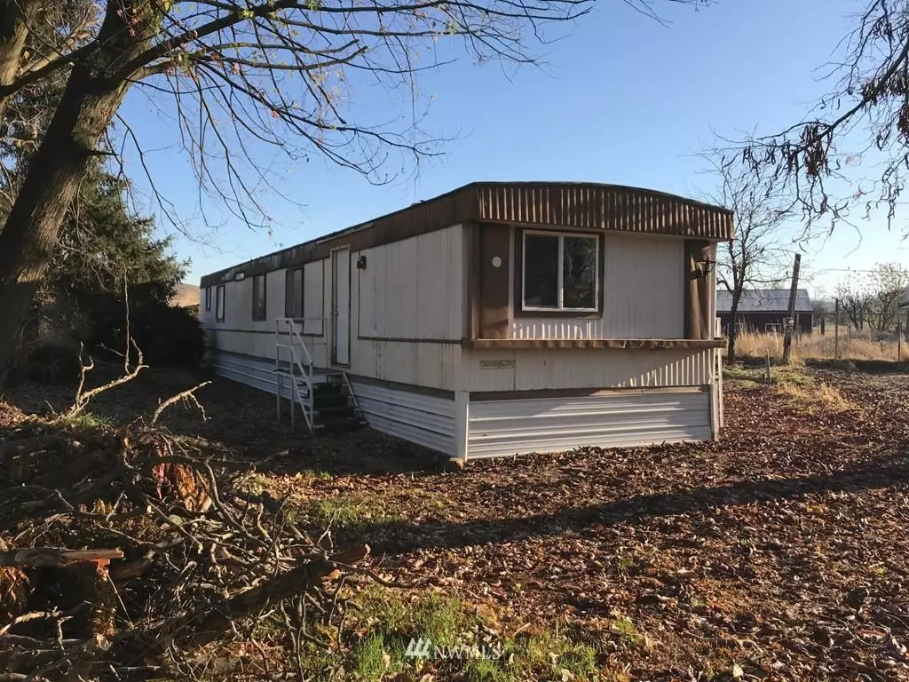 Waitsburg, WA 99361,705 Maple ST #15