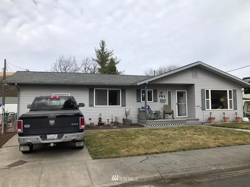102 W Patit AVE, Dayton, WA 99328