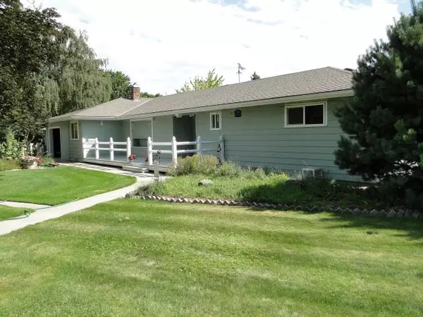 302 W First ST, Prescott, WA 99348