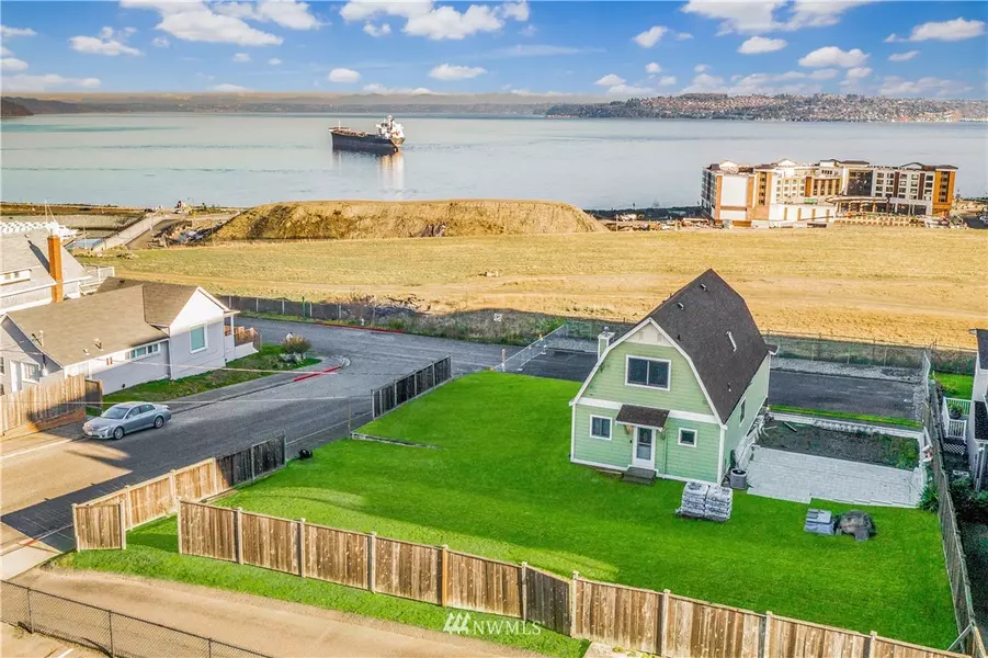 5226 N Bennett ST, Ruston, WA 98407