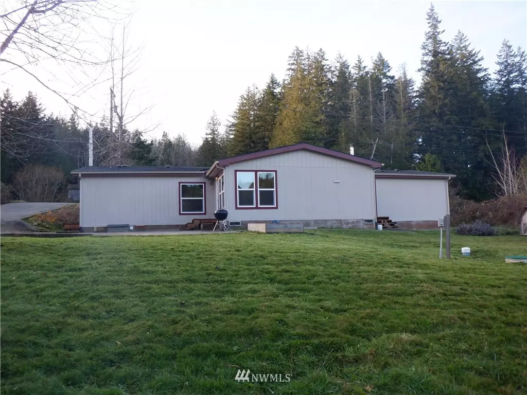 Quilcene, WA 98376,13813 Center RD