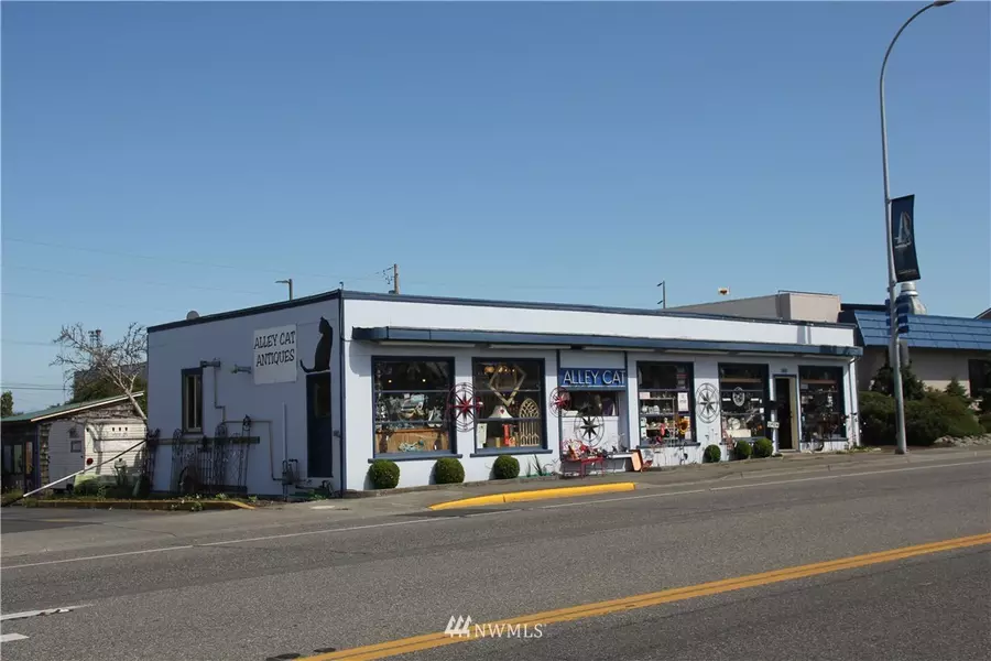 1717 Commercial AVE, Anacortes, WA 98221