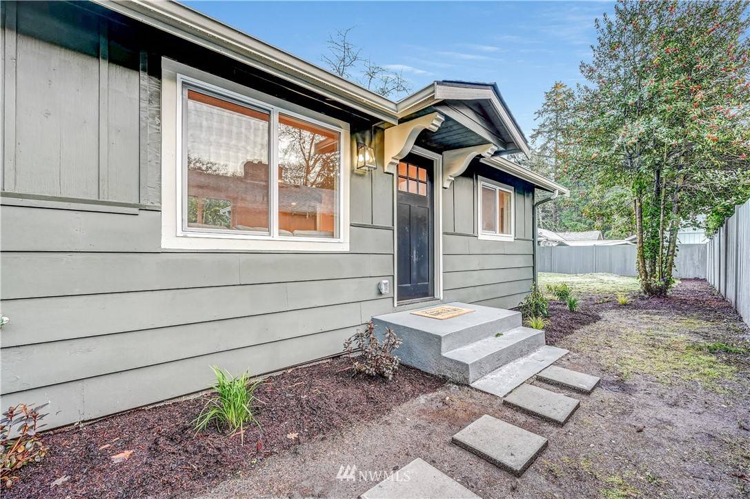 12715 Naomilawn DR SW, Lakewood, WA 98498