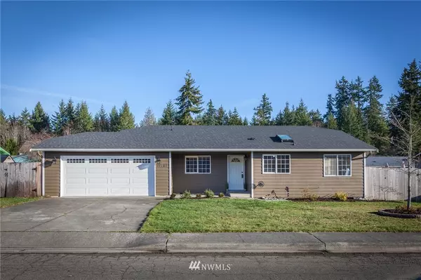 19782 Mosjon CIR NE, Poulsbo, WA 98370