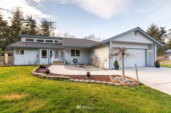 1837 Brigantine CT, Oak Harbor, WA 98277