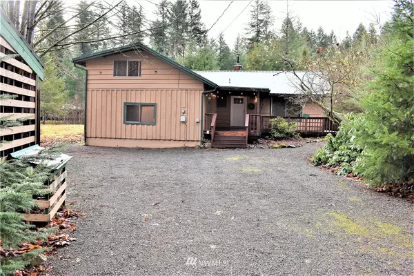 Packwood, WA 98361,207 Crescent Beach DR