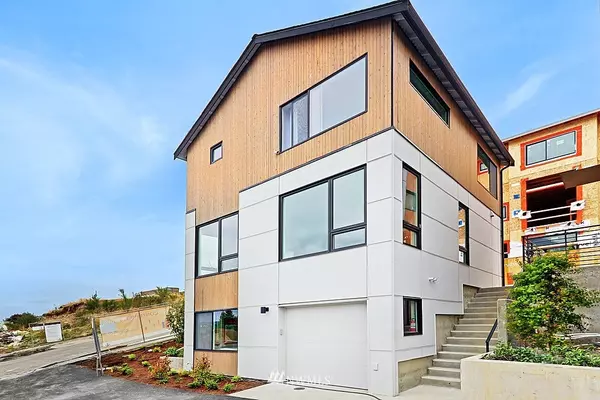8609 C 39th AVE S, Seattle, WA 98118