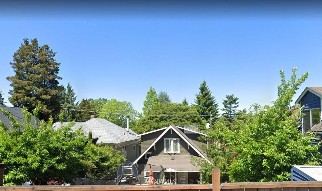 33 W Etruria ST, Seattle, WA 98119
