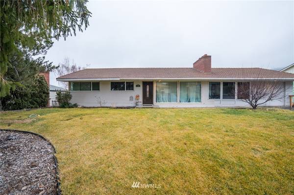 359 Mocliff RD, Ephrata, WA 98823