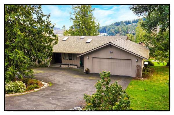 305 Snohomish DR, La Conner, WA 98257