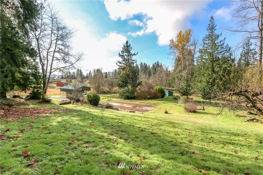 10821 302nd AVE NE, Carnation, WA 98014